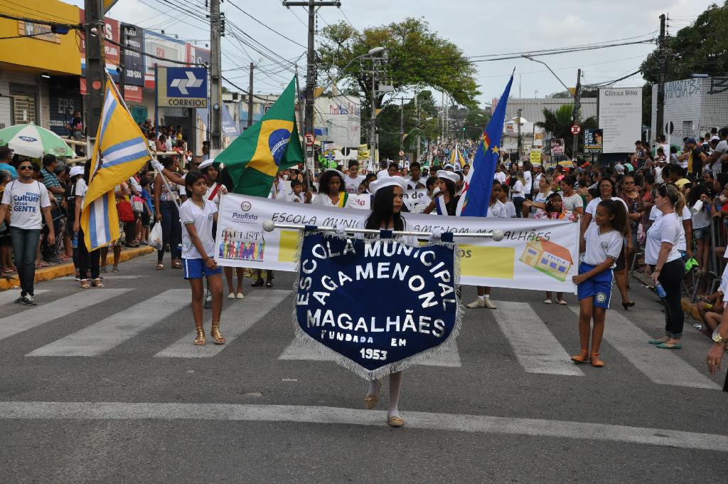 Paulista Realiza Desfile C Vico Em Homenagem Aos Anos Da Cidade