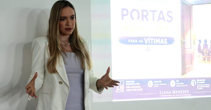 2026_08_31 DIREITOS HUMANOS Palestra com promotora sobre violência contra a mulher - Fotos Chico Peixoto 019