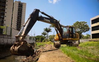obras - limpeza canais - 170826 - 10